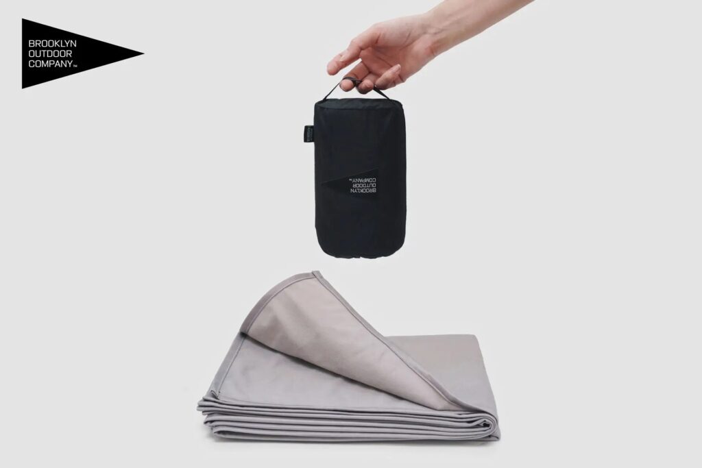 travel-velor-fleece-blanket-comparison