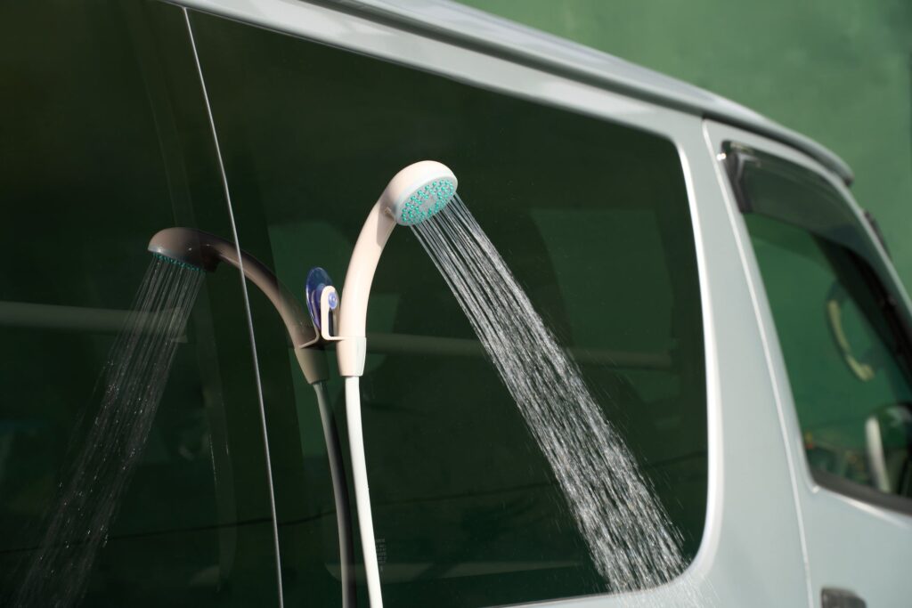 portable-shower-carcamp