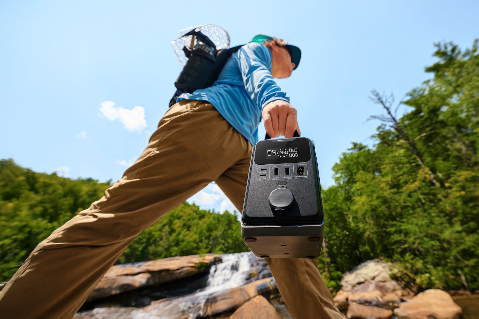 carcamp-portable-power-ecoflow-trail